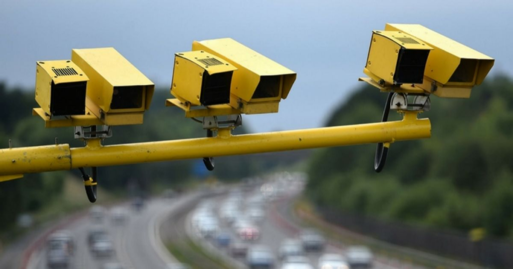 Can a speed camera from the opposite lane catch me?